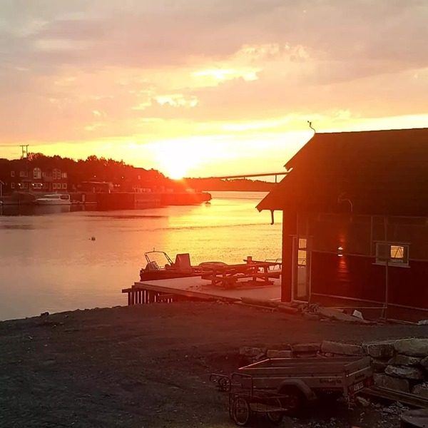 Midnattsol over Herøy